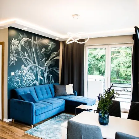 Sea & Forest Apartment